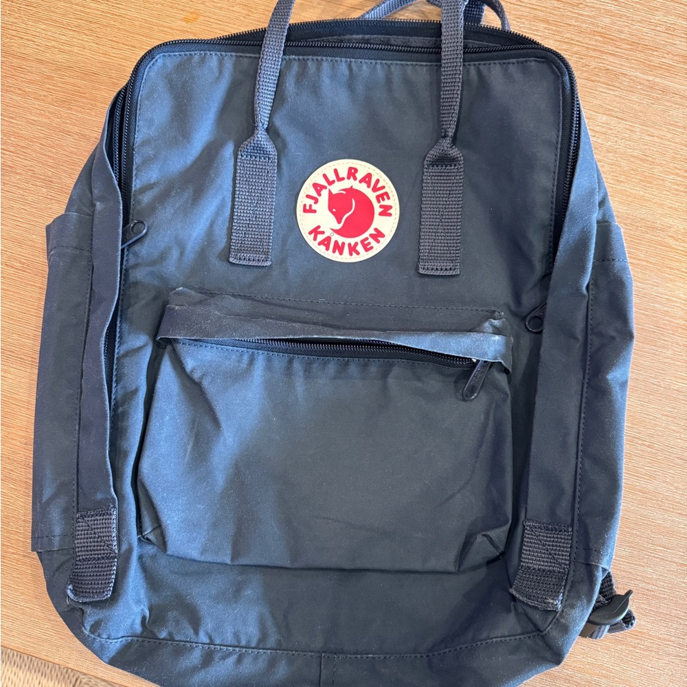 Fjallraven Kånken 23510 Backpack